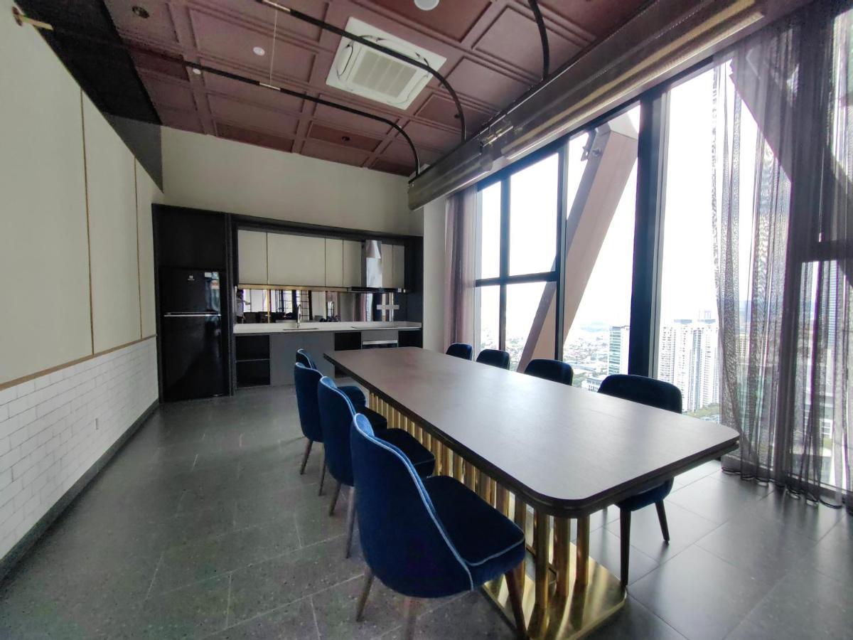 Scarletz Suites At Klcc By Veedu Hauz كوالالمبور المظهر الخارجي الصورة