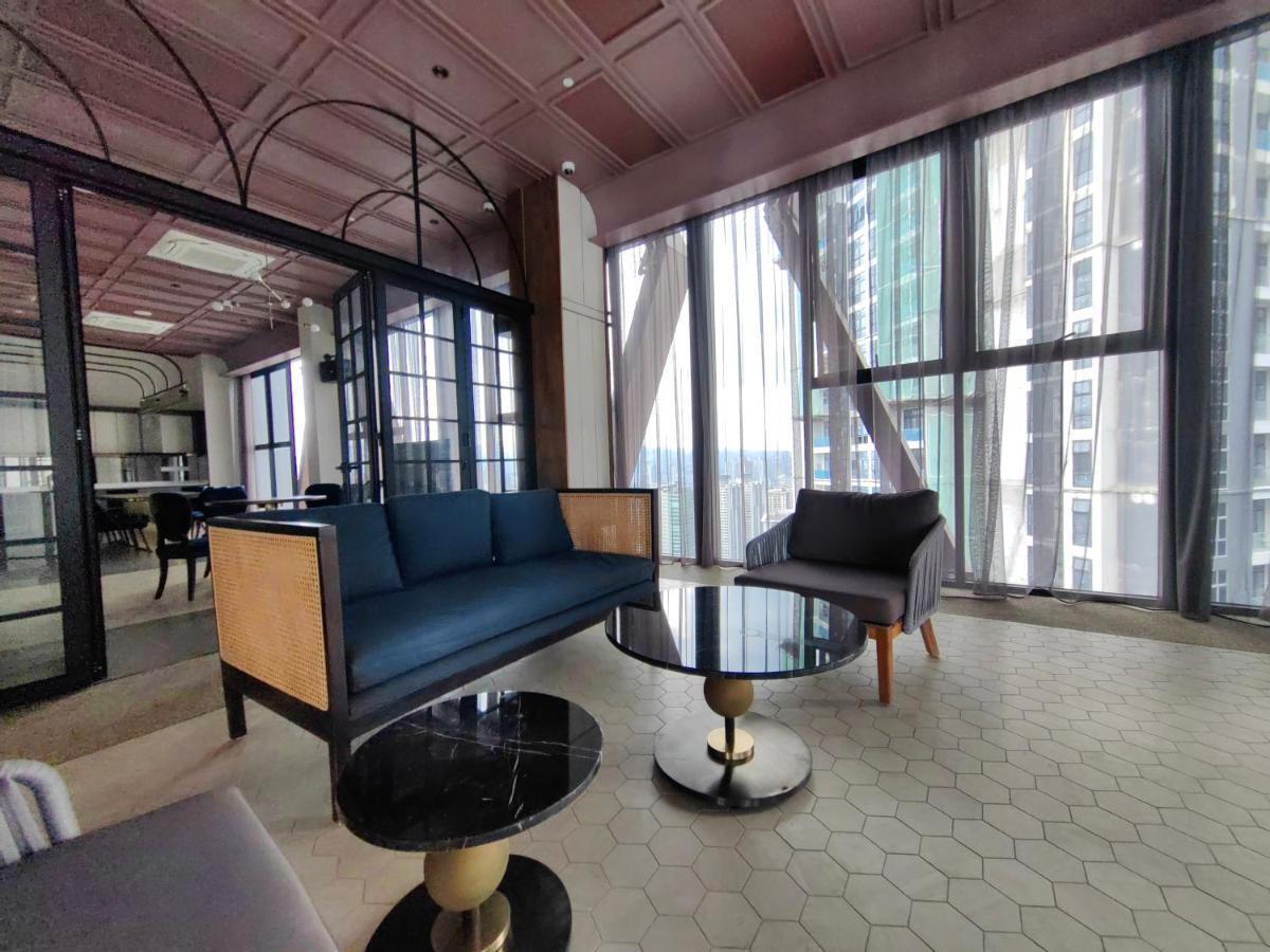 Scarletz Suites At Klcc By Veedu Hauz كوالالمبور المظهر الخارجي الصورة